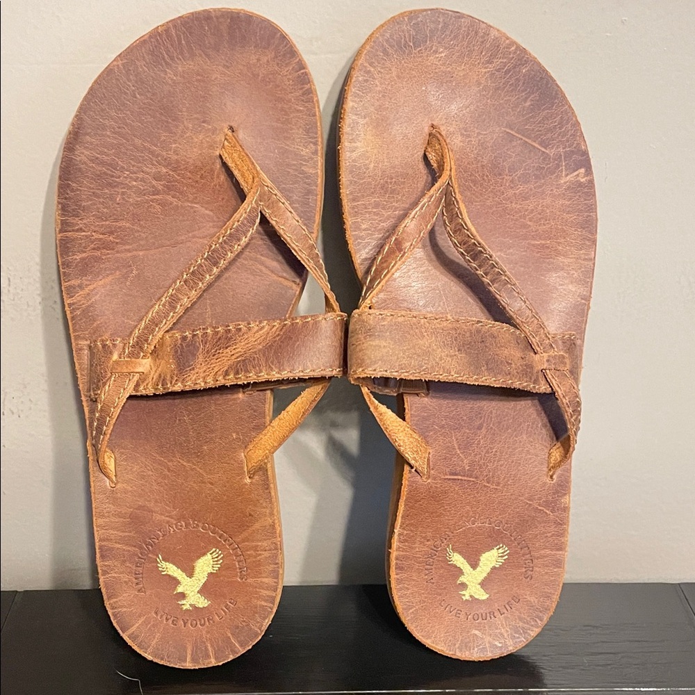 Women’s American Eagle flip flops, size 8.